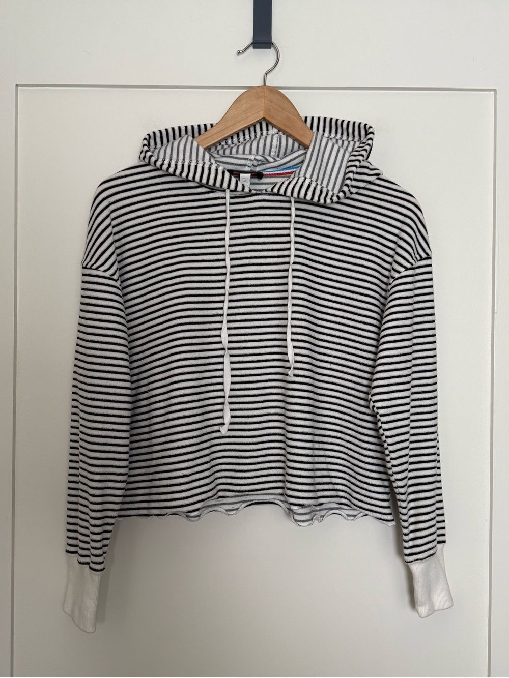 AYR Hoodie Top Womens XS Black White Striped Cropped Terry Foam Nautical Lounge